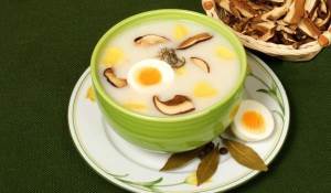 Kremalı Yumurta çorbası