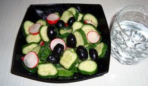 Turp Salatası