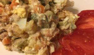 Ton Balıklı Yumurta Salatası