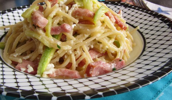Kabak, Pastırma ve Peynirli Alaminüt Spagetti